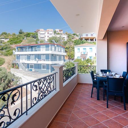 Agapi'S Luxury Apartment Pylos Exteriör bild